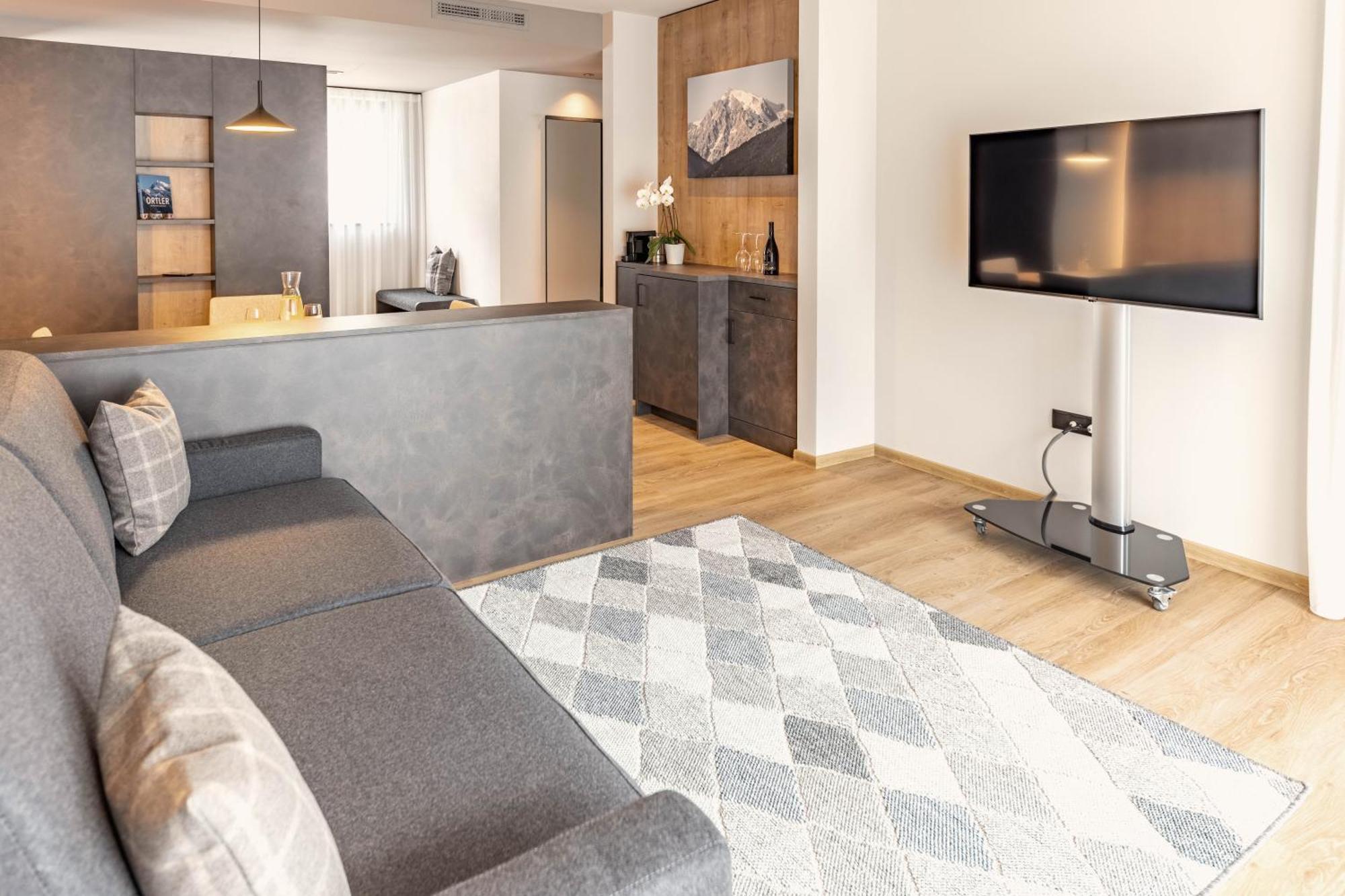 Villa Hubertus Luxuria Nova Suites - Adults Friendly 나투르노 외부 사진