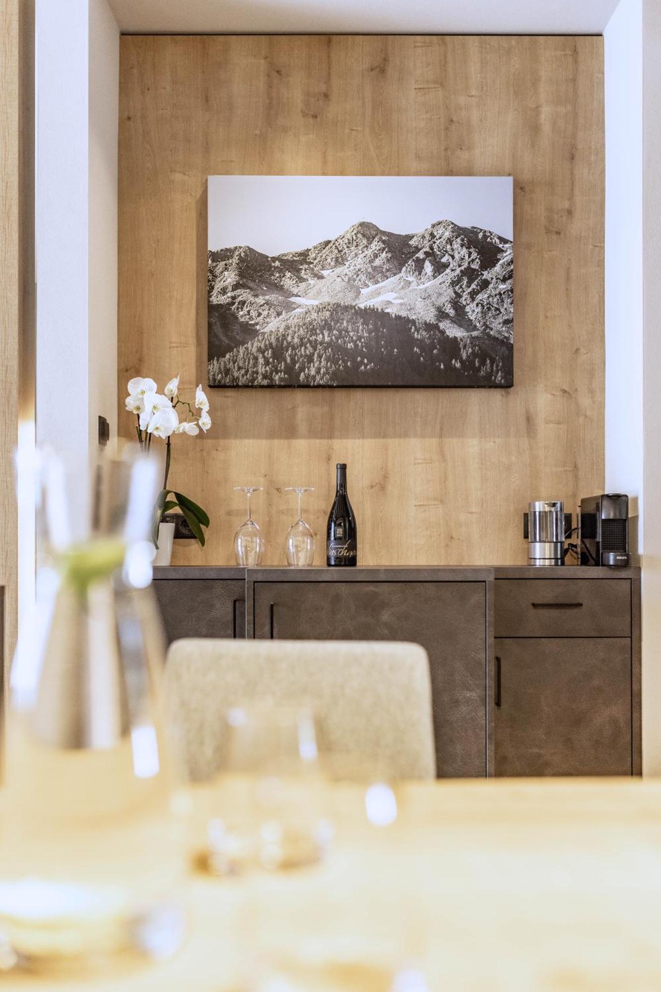Villa Hubertus Luxuria Nova Suites - Adults Friendly 나투르노 외부 사진