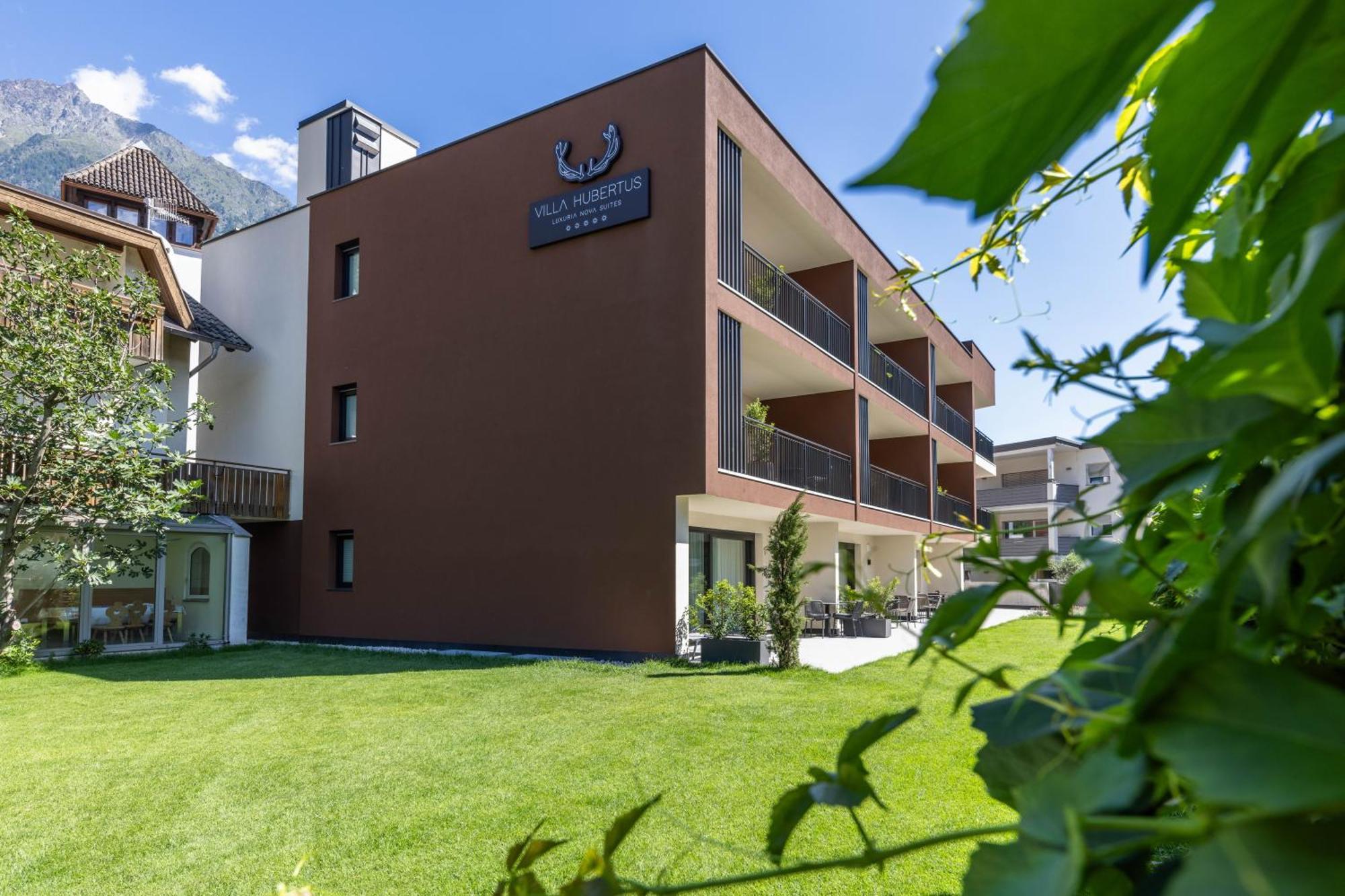 Villa Hubertus Luxuria Nova Suites - Adults Friendly 나투르노 외부 사진